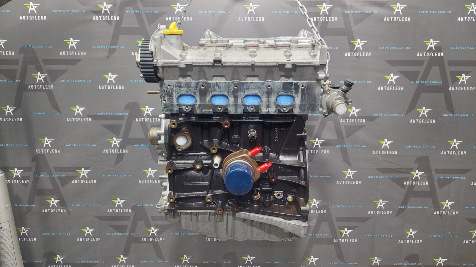 Двигатель 2.0 16V F4R770, F4RZ770, 7701474414, 7711368595 Renault рено бу